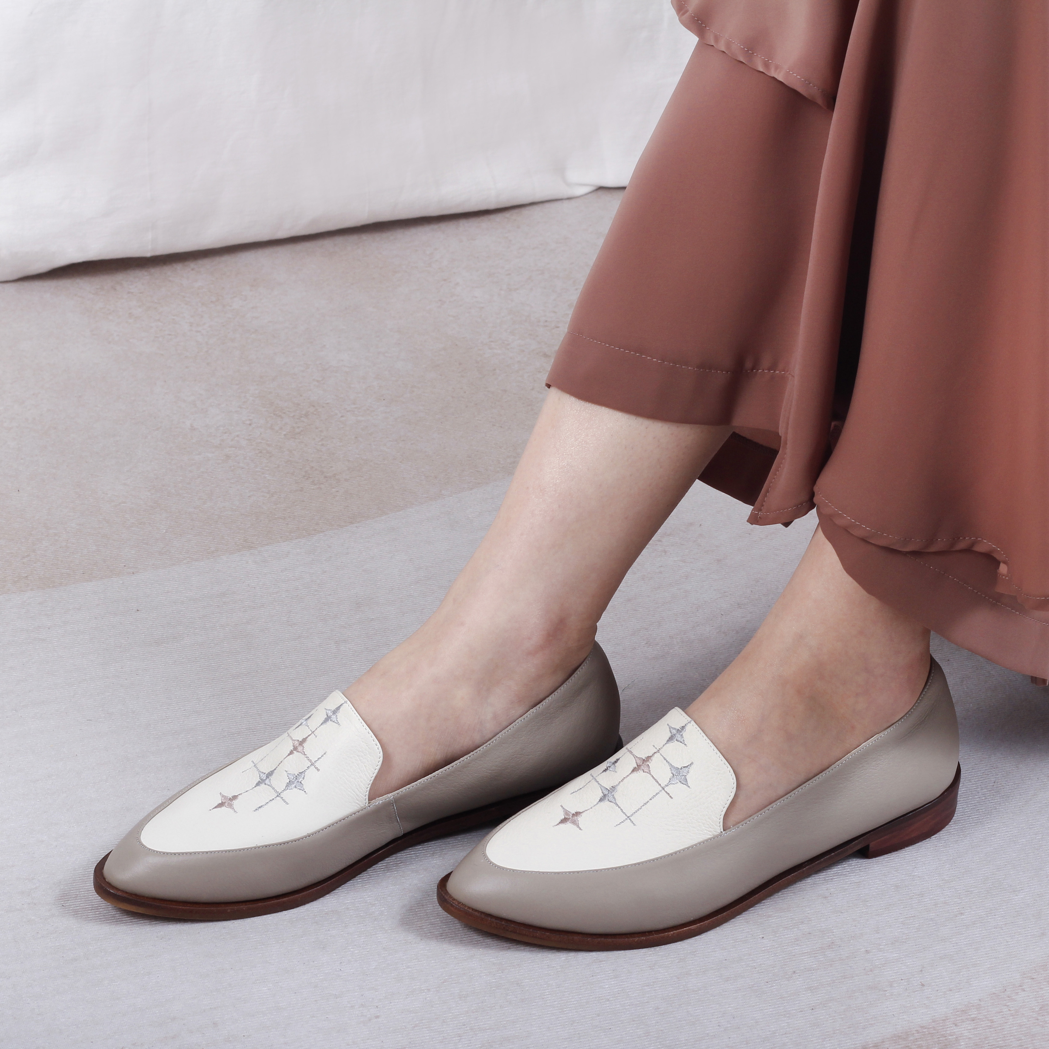 好運零「馬」鞋 (23cm)