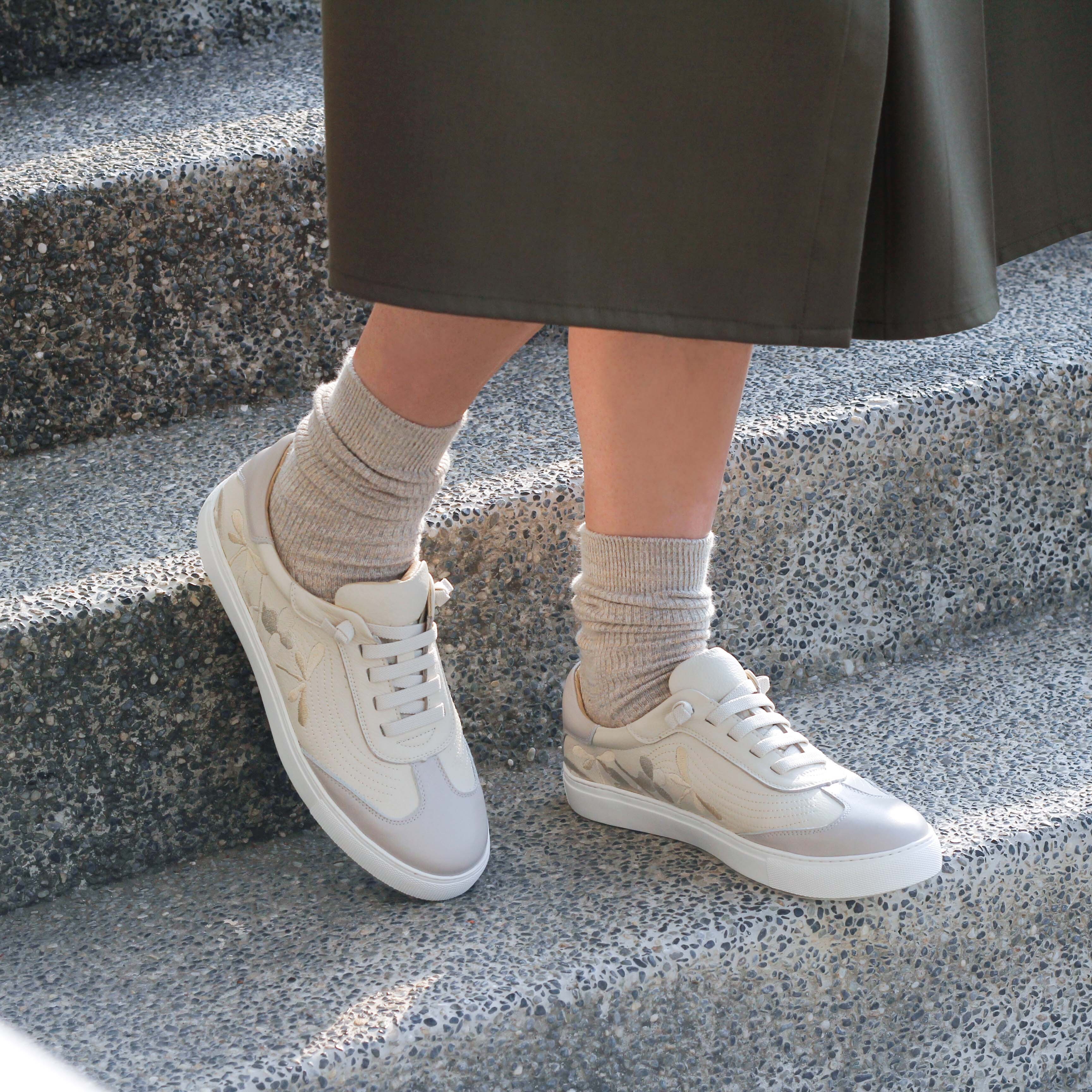 好運零「馬」鞋 (25.5cm)