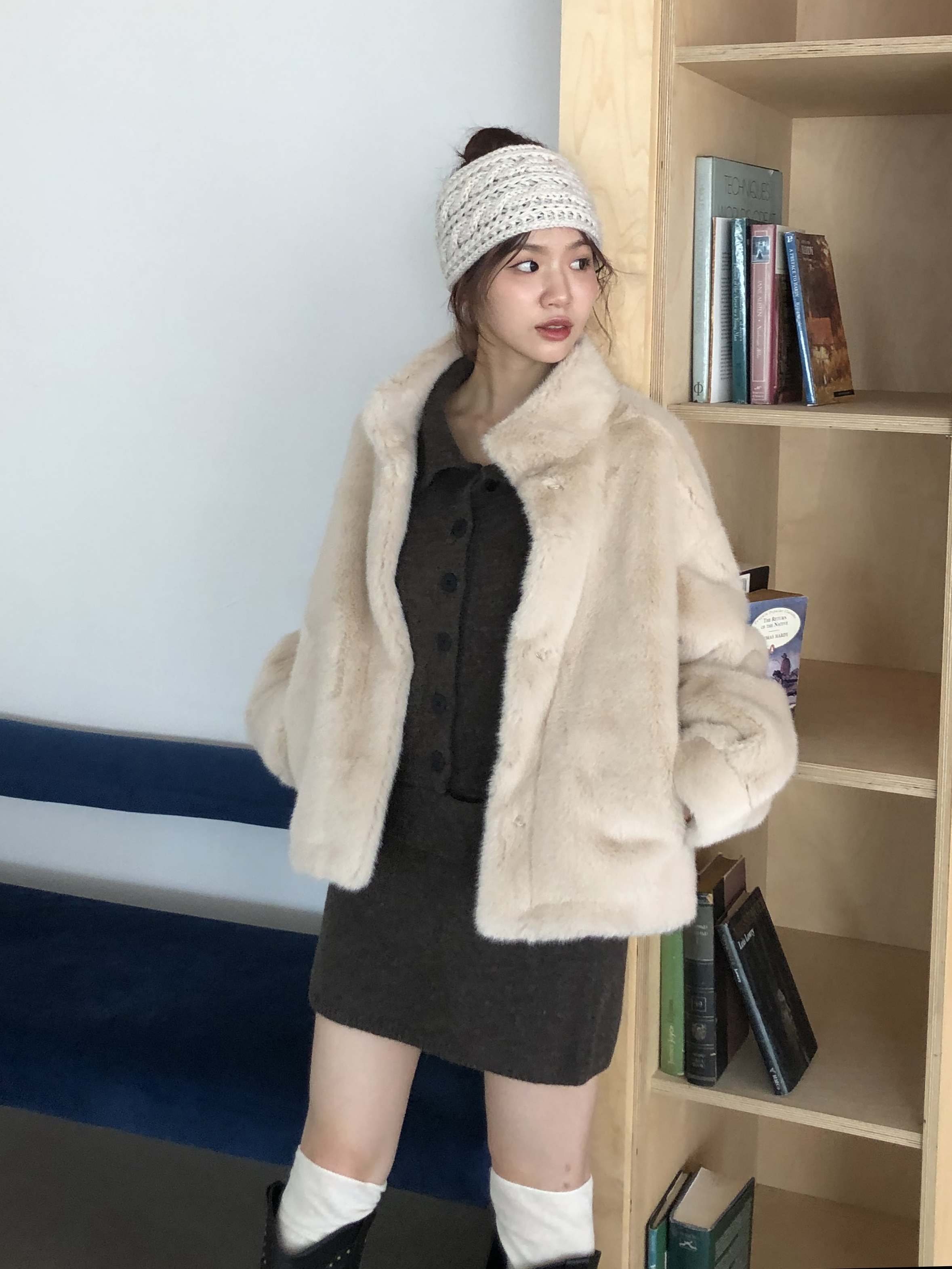 立領仿狐狸毛皮草