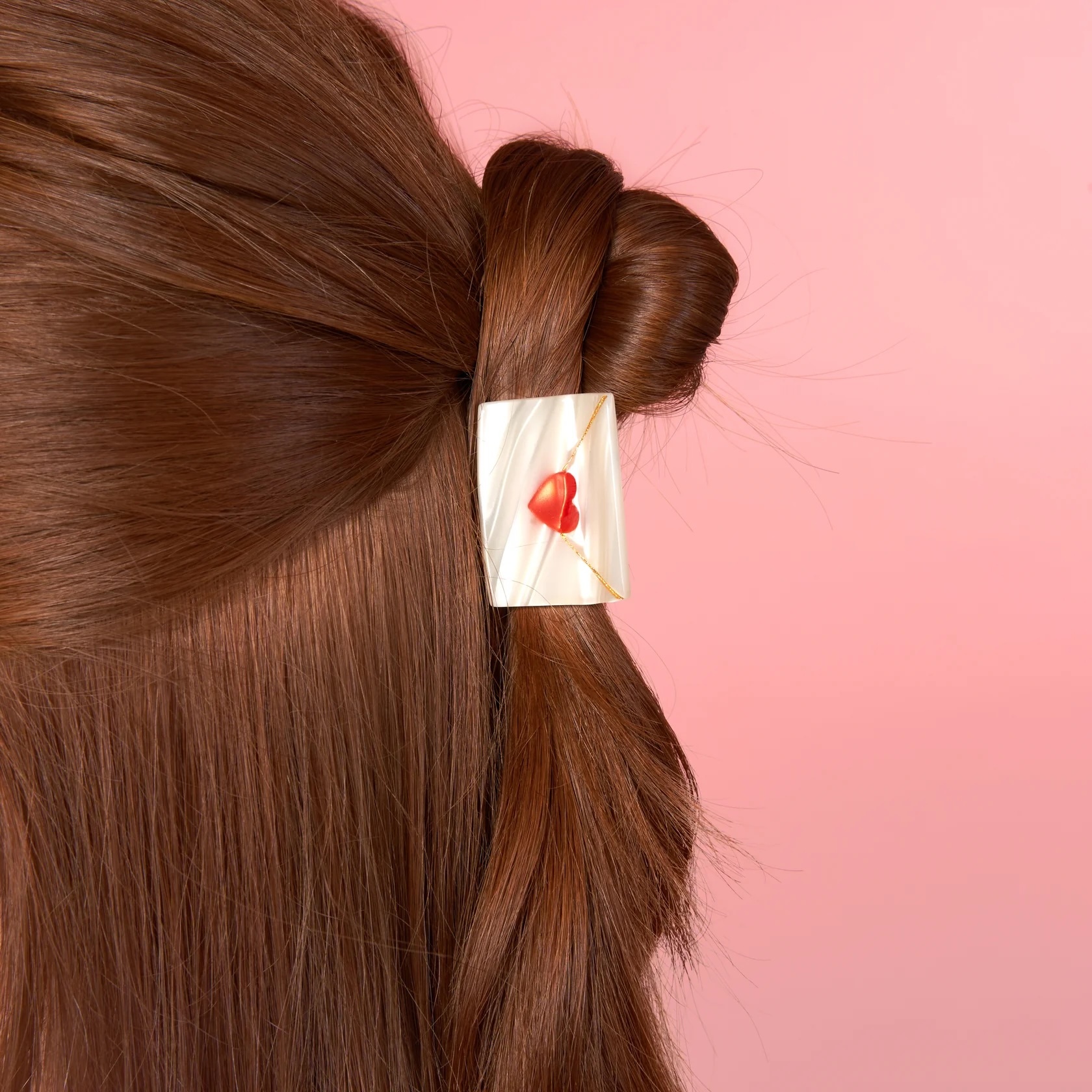 LOVE LETTER MINI HAIR CLAW｜Coucou Suzette