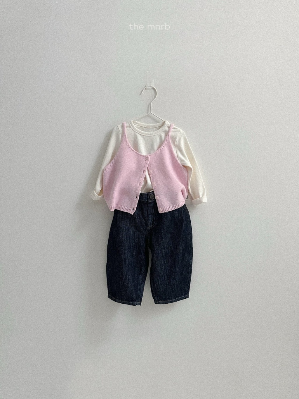 正韓春minirobe 兩色好穿錐形牛仔褲