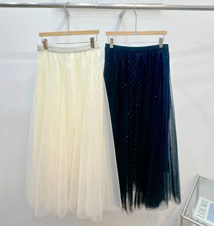 AB04 腰25-43 Hip 48-54 長31.5 $389 (一口價)