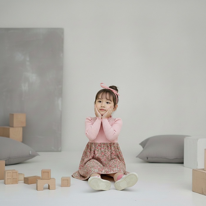 碎花木耳邊洋裝