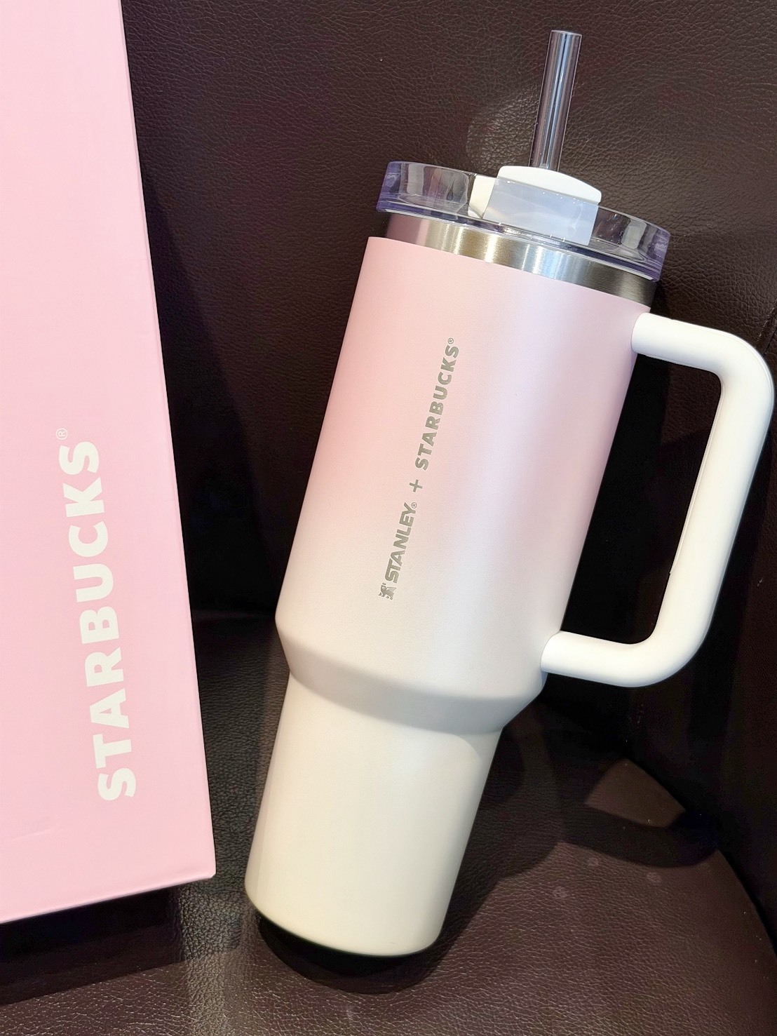 星巴克 X STANLEY 2026 情人節限定 聯名款 夢幻粉 吸管杯