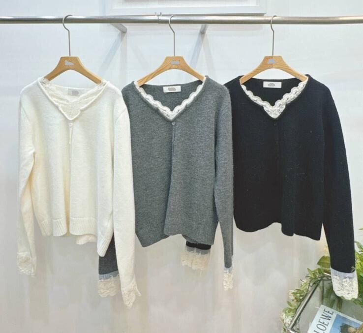 AB19 胸41 長22 $399 (一口價)