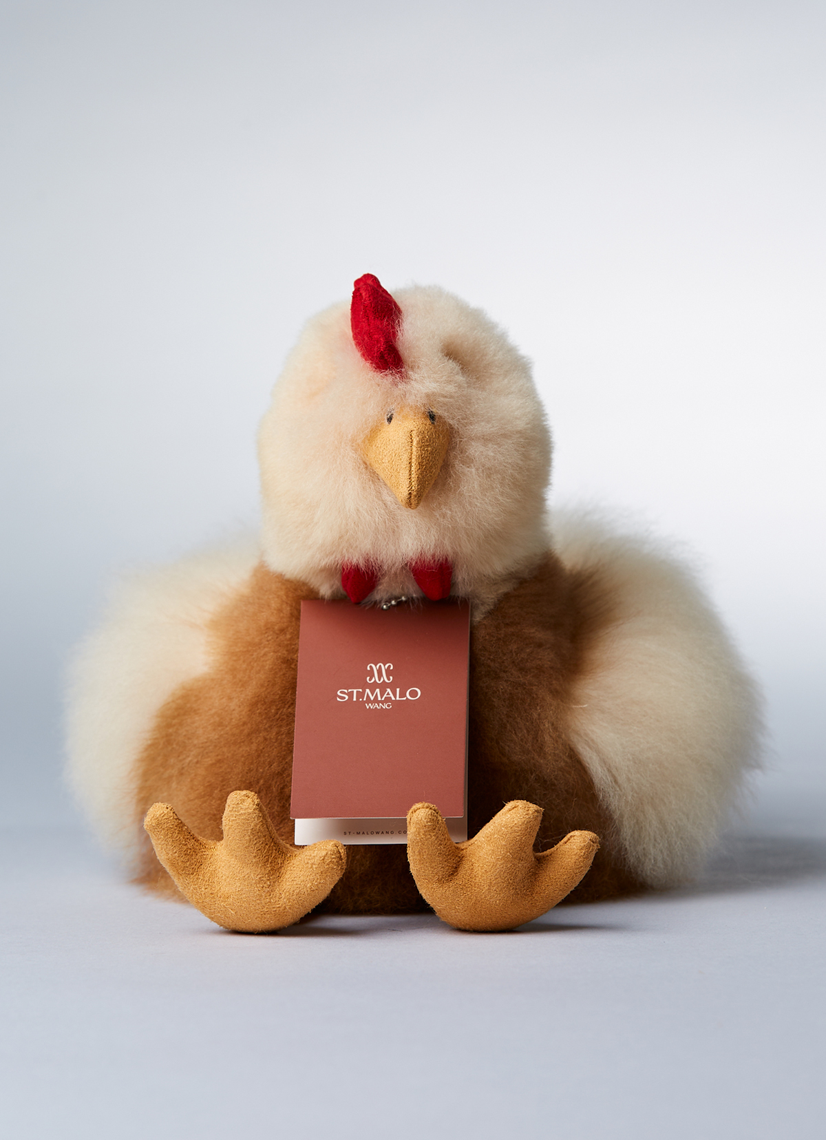 ST.MALO 秘魯天然羊駝毛娃娃-咕咕雞23CM-2696CK-駝棕