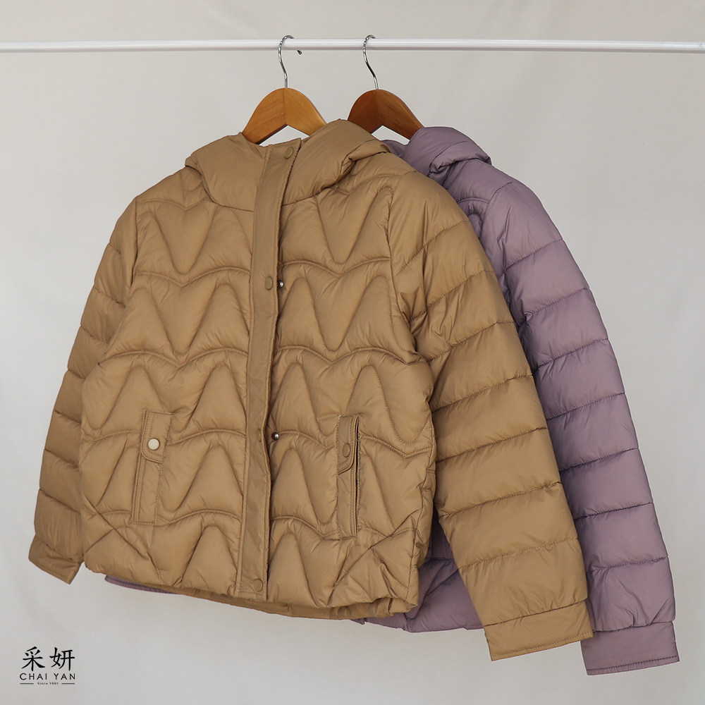 三角壓紋連帽鋪棉外套