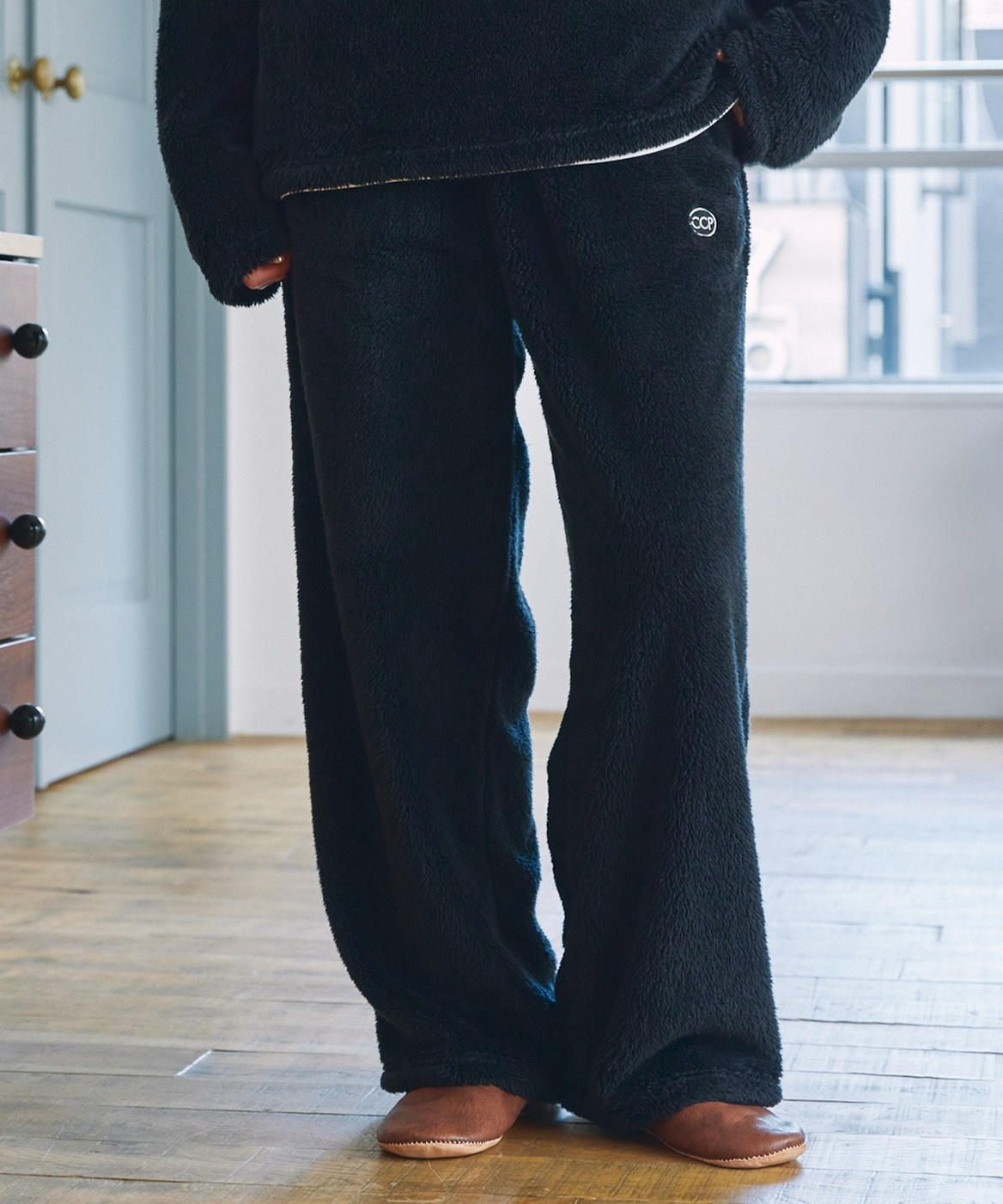 #預購 日本限定 THE CRAFT CREW PRODUCTS 〈套裝〉長毛羊羔絨 舒適寬版 套頭上衣 & 休閒褲 兩件組 五色