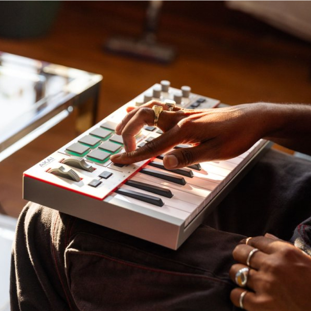 Akai Akai / Mpk Mini Mk4 25鍵 MIDI鍵盤 第 2 張圖片｜三峽鍵盤 / 鋼琴