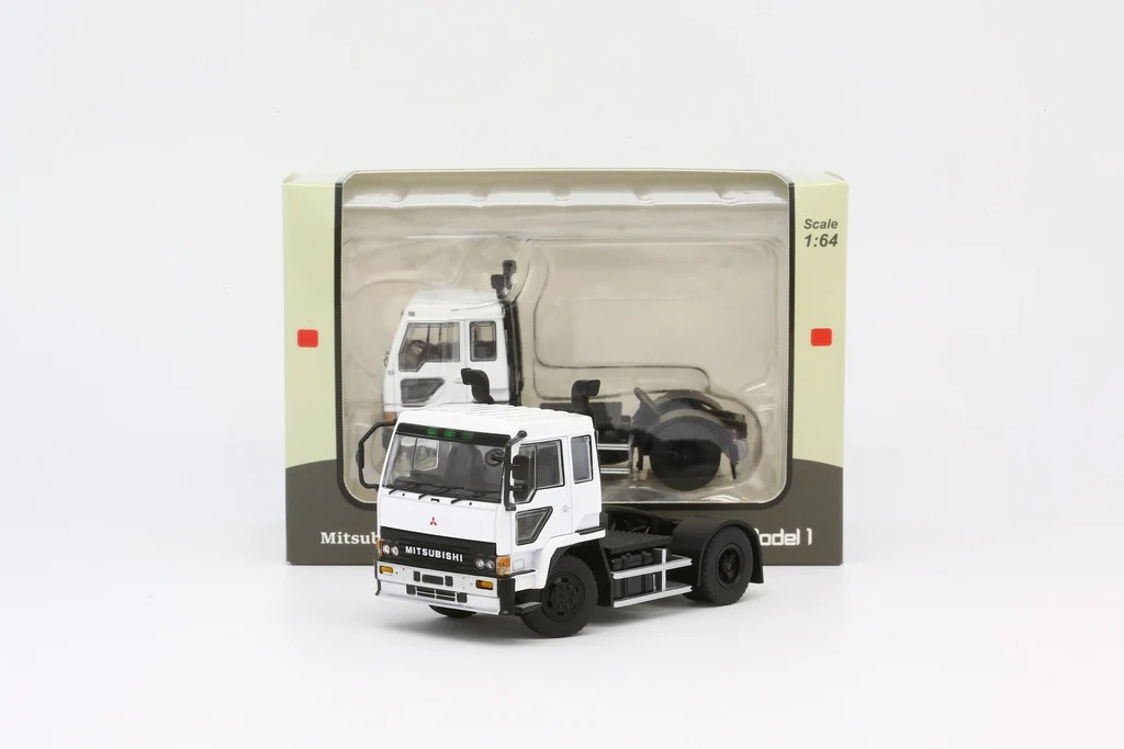 1/64 Model 1 Mitsubishi Fuso The Great 1986 White (T66301)