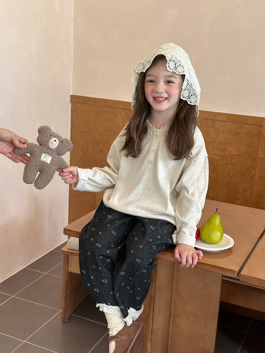 精緻刺繡花朵連帽上衣(90-170)