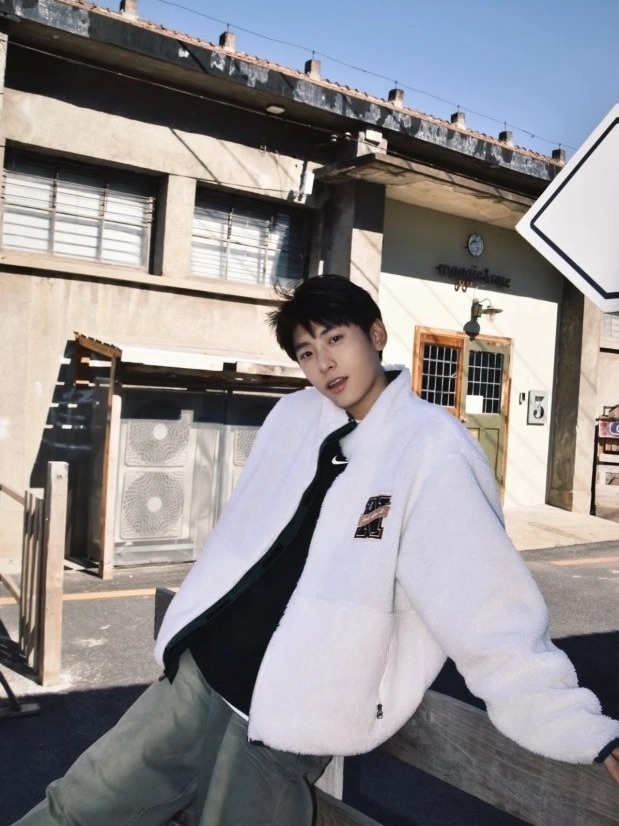 代購-Nike 撞色雙面穿保暖休閒運動外套 男款兩色  FV8588