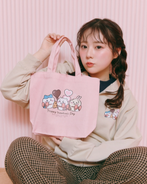 2026 Chiikawa Happy Valentine's Day Tote Bag, Small Size (蝴蝶結款,5色)