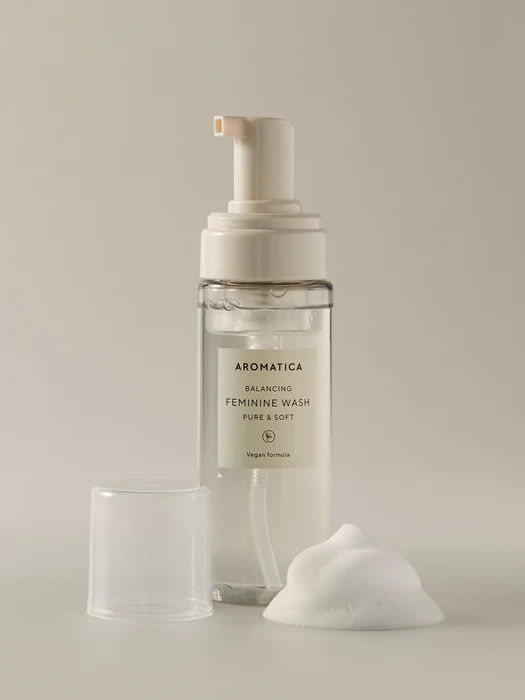 AROMATICA Pure and Gentle Feminine Cleansing Water 170ml 736667