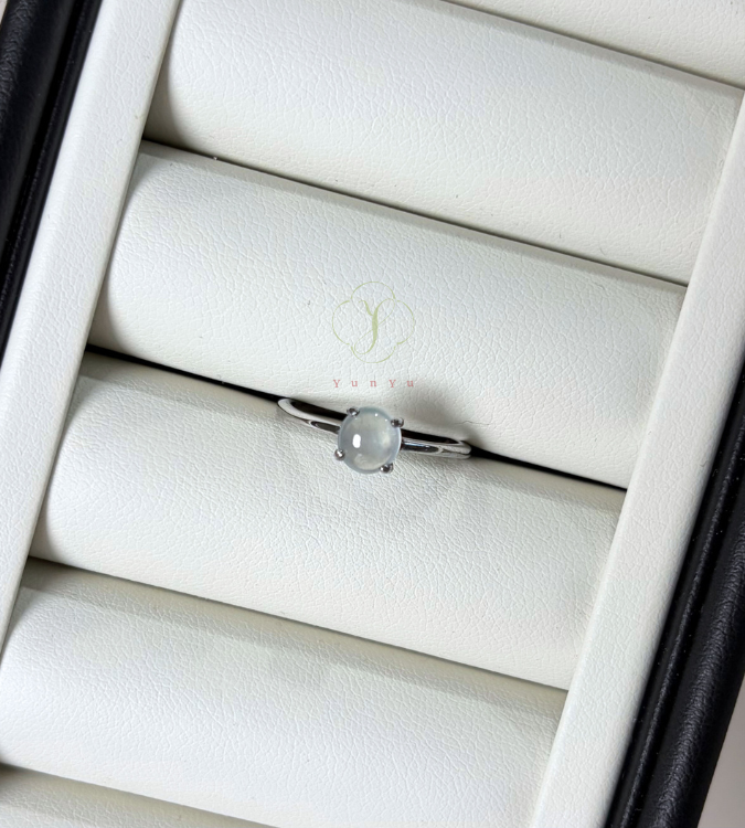 冰晴底翡翠戒指(銀鑲C款)