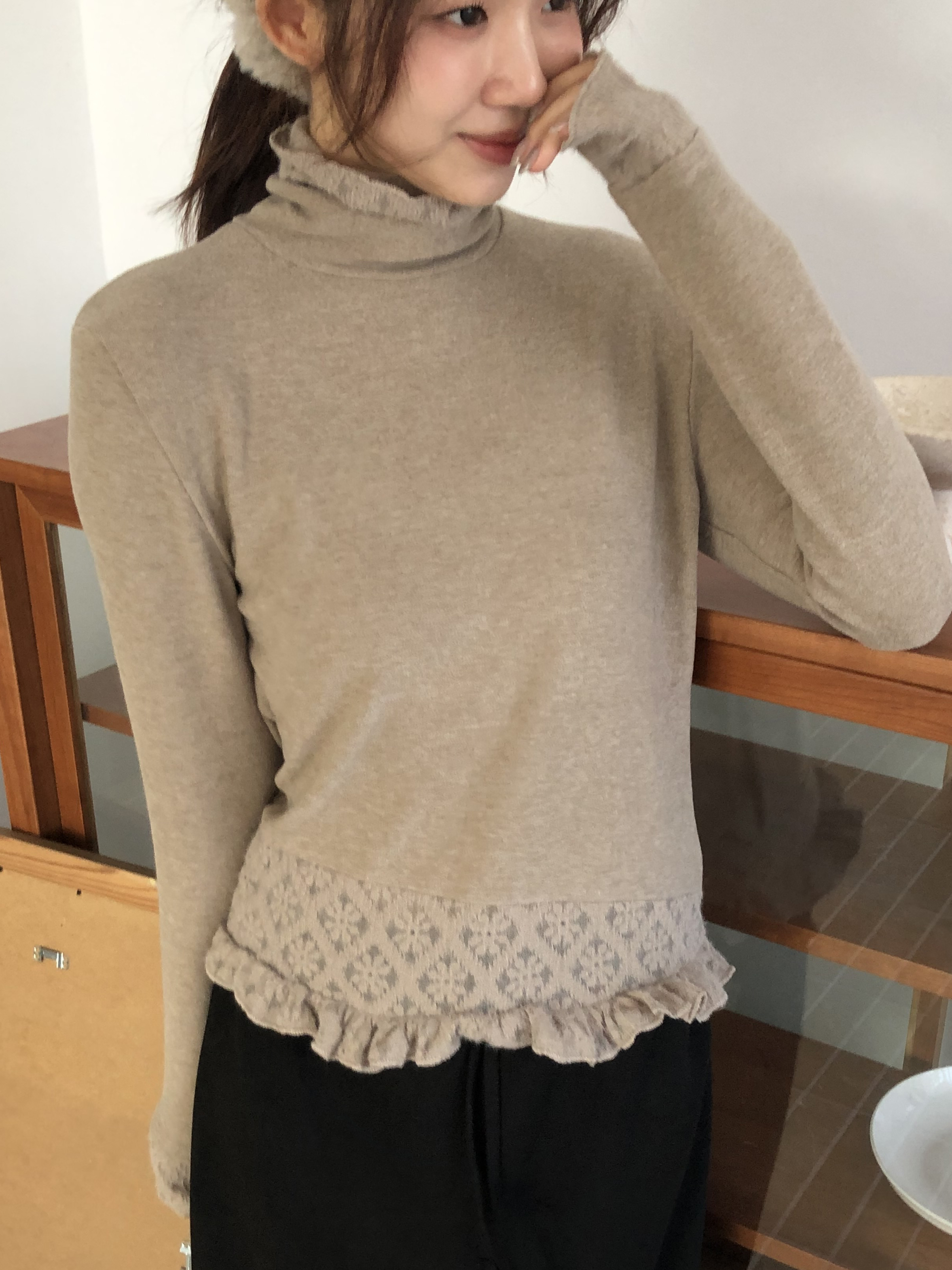 溫柔風蕾絲花邊打底衫