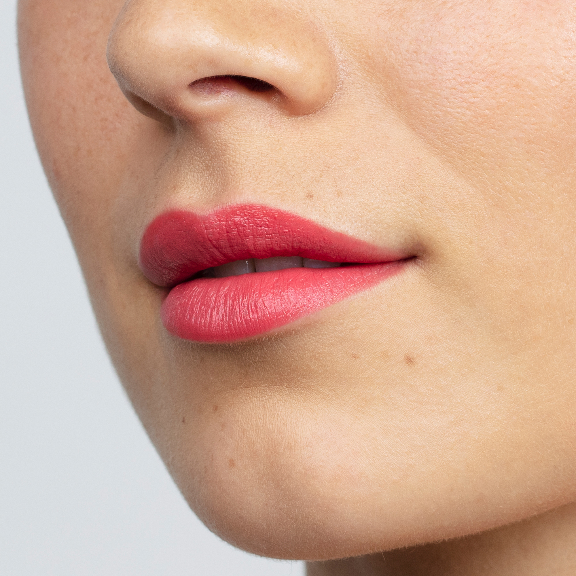 0601ST14-STOCK-MISC-ANTIPODES-SOUTH PACIFIC CORAL LIPSTICK 4G (C1)