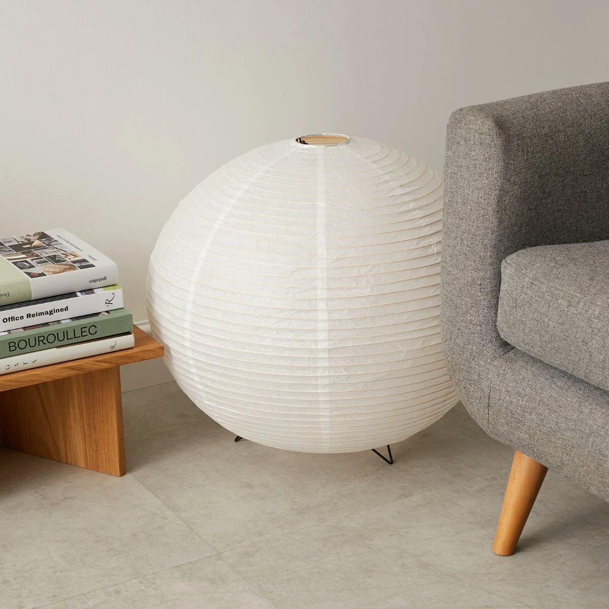 Paper Shade Floor / 地面燈罩