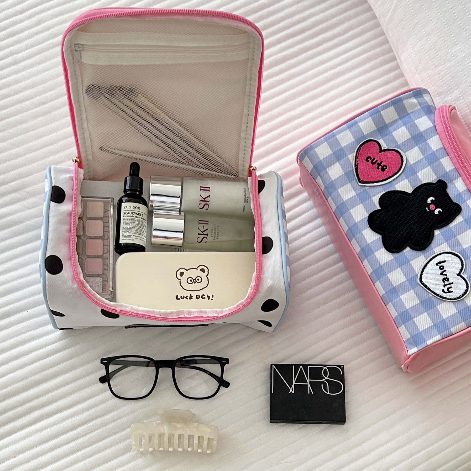 Cute Cartoon Handheld Makeup & Toiletry Storage Bag