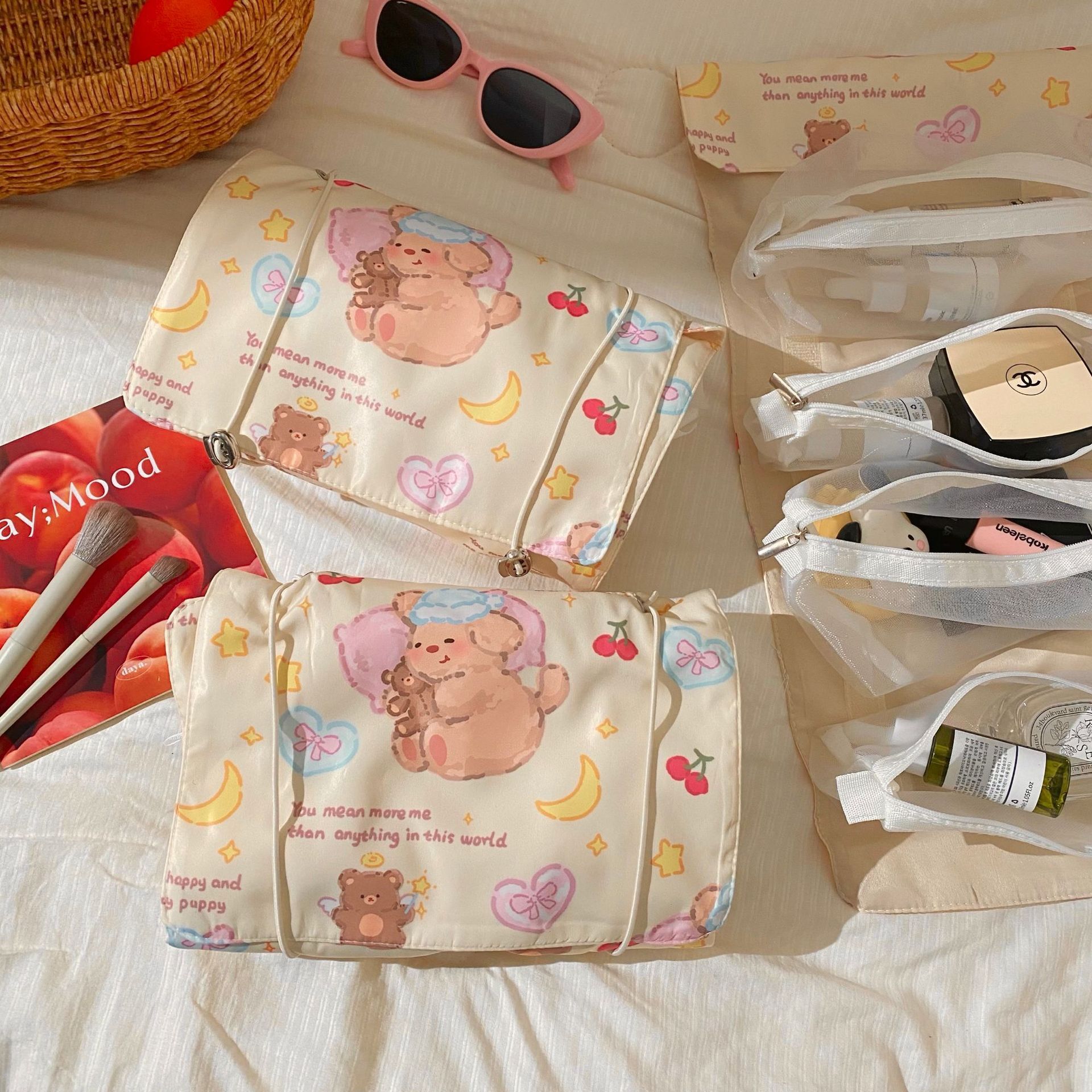 Cute Detachable 4-in-1 Portable Travel Toiletry Bag