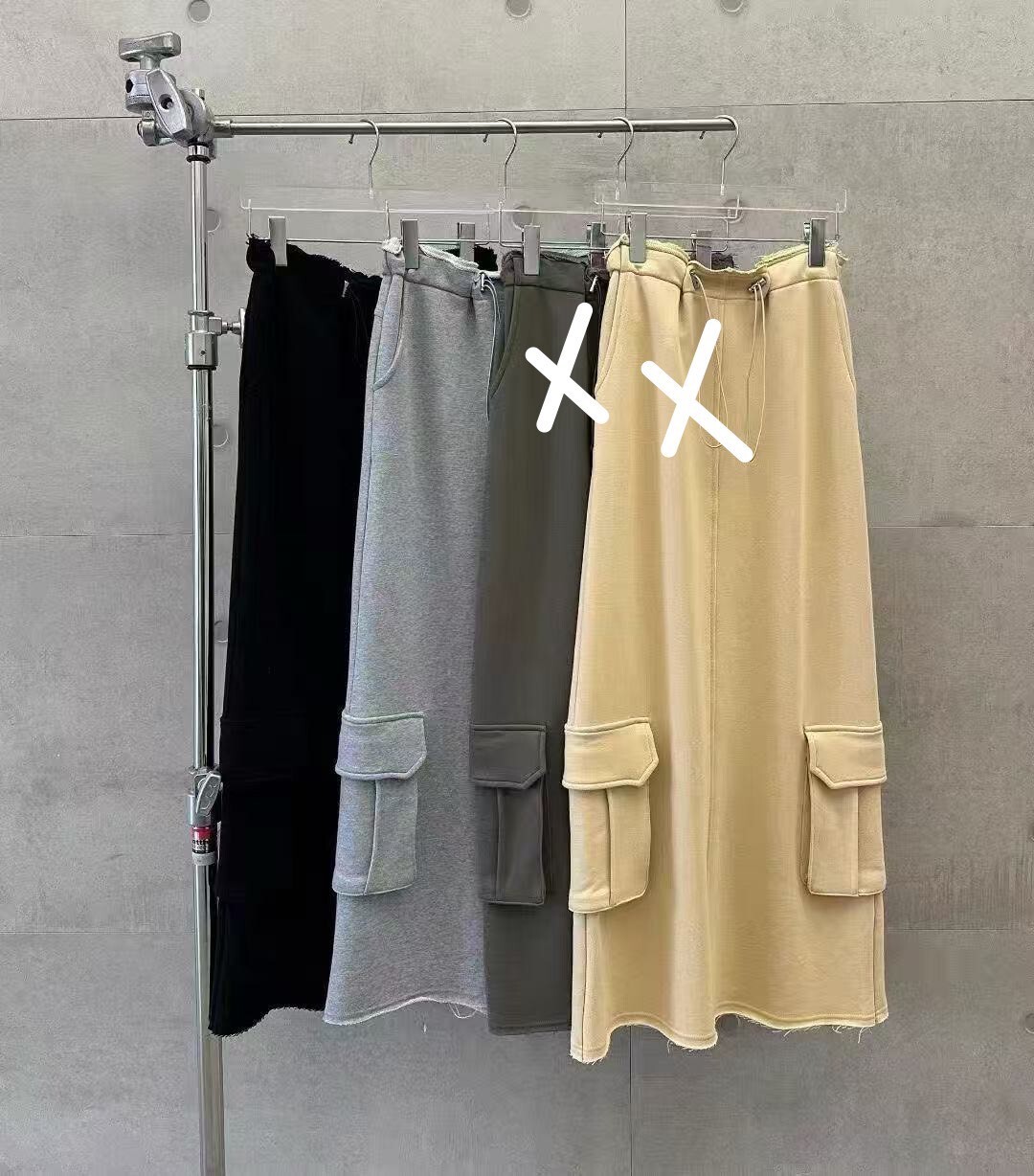 B1642-抽繩雙口袋鬆緊工裝裙