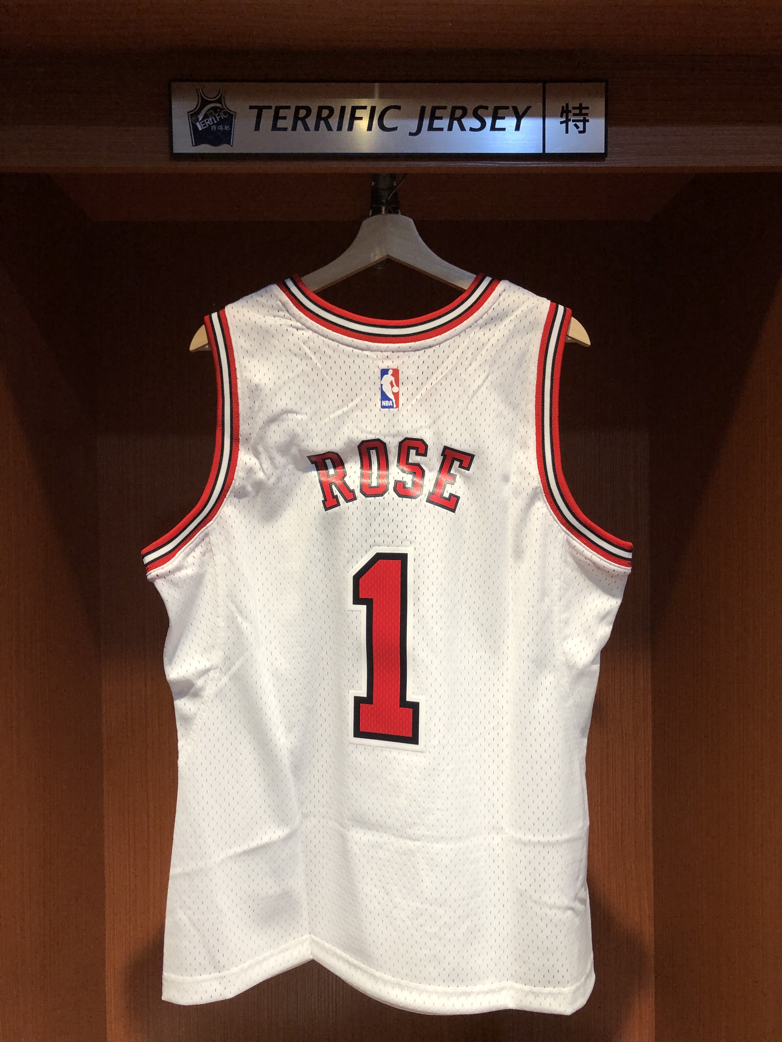 NBA球衣 Derrick Rose 芝加哥公牛白 14-15 M&N Swingman G2 球迷版 熱轉印 全新