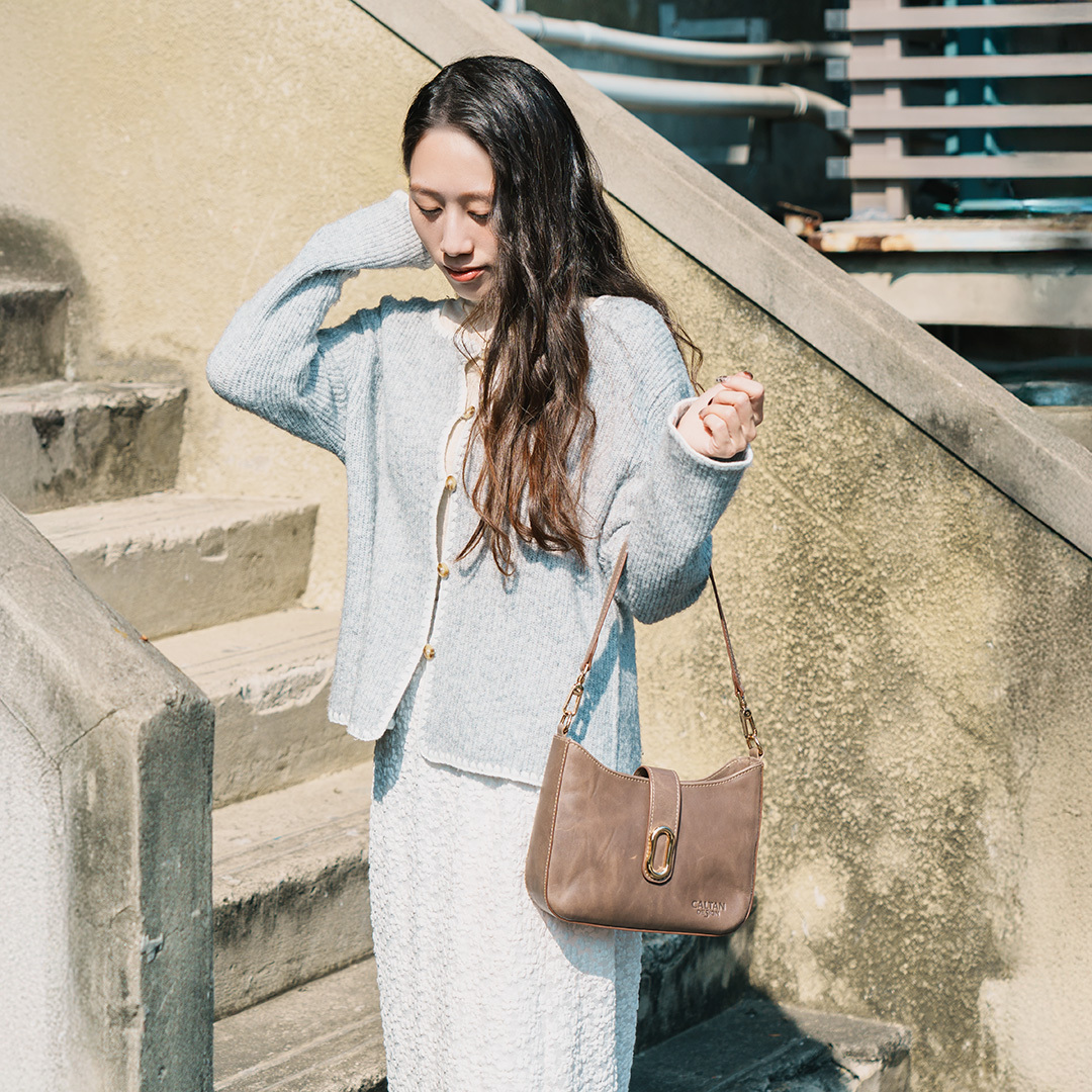 曲線0環2WAY真皮包(S) -兩色(5566)