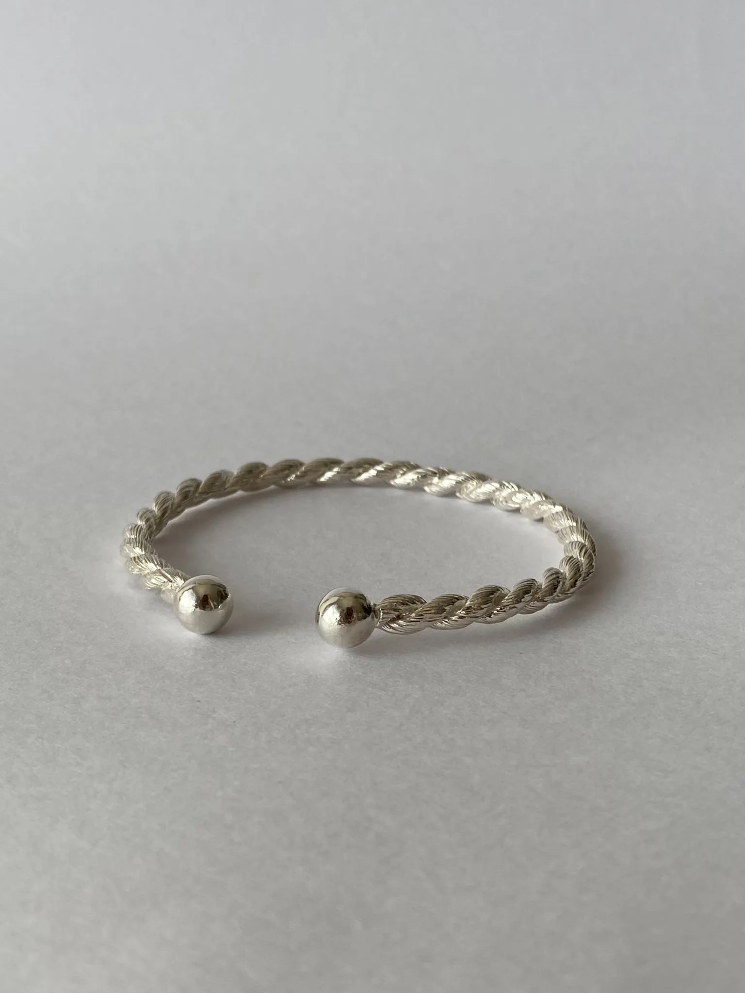 Chunky Braid Bangle (silver)｜FLAVOUR