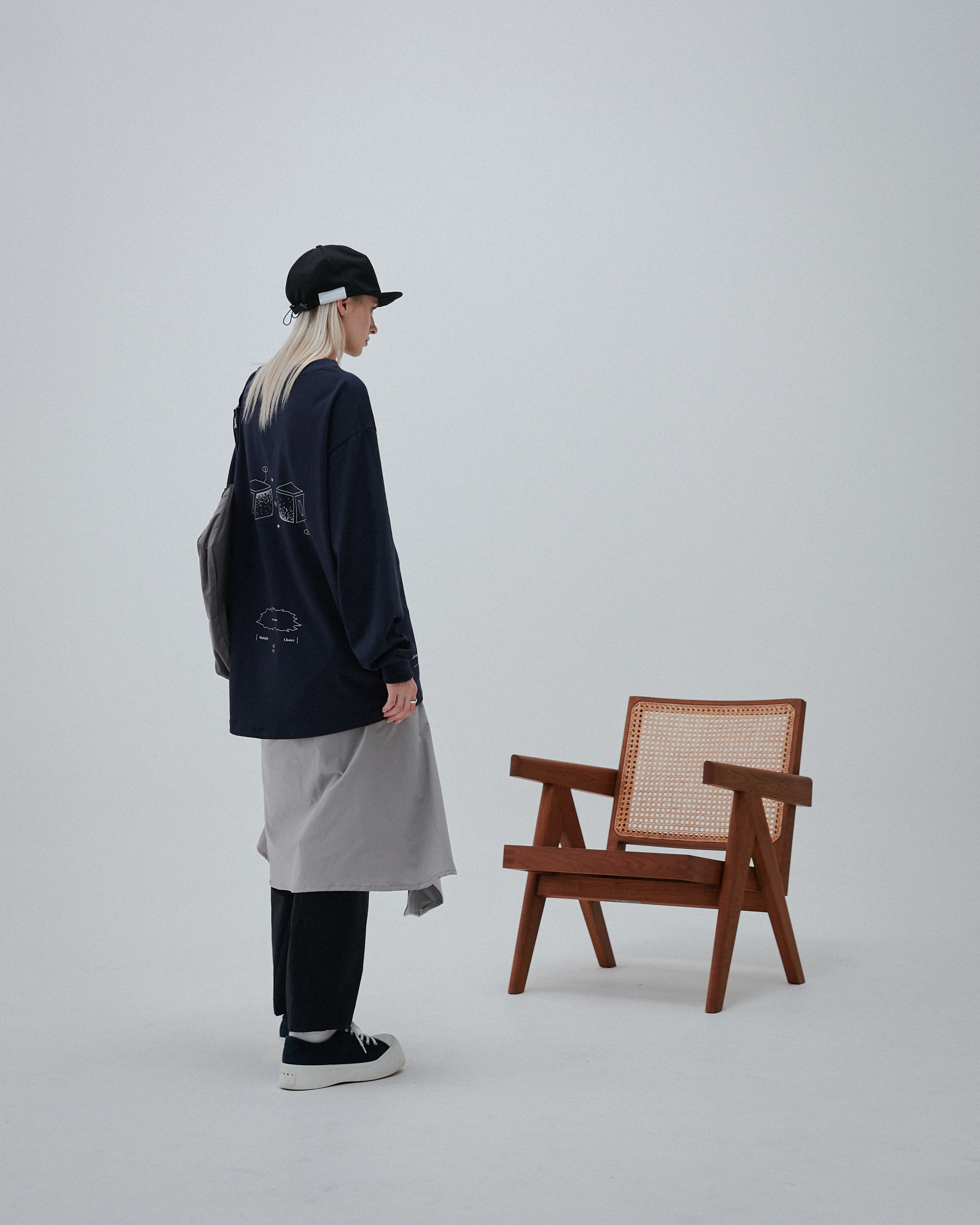 GOOPiMADE VI-G01T - “Check Box” L/S Graphic Tee - Navy