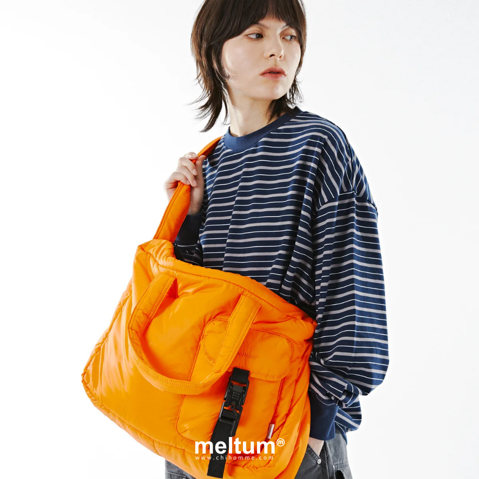 PADDING SHOULDER BAG 鋪棉肩背包