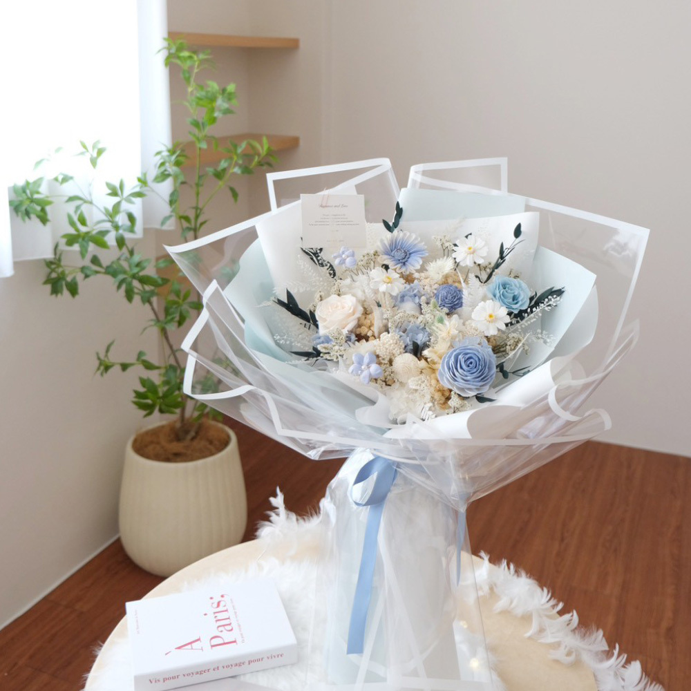 清新可愛藍白色 永生玫瑰花束