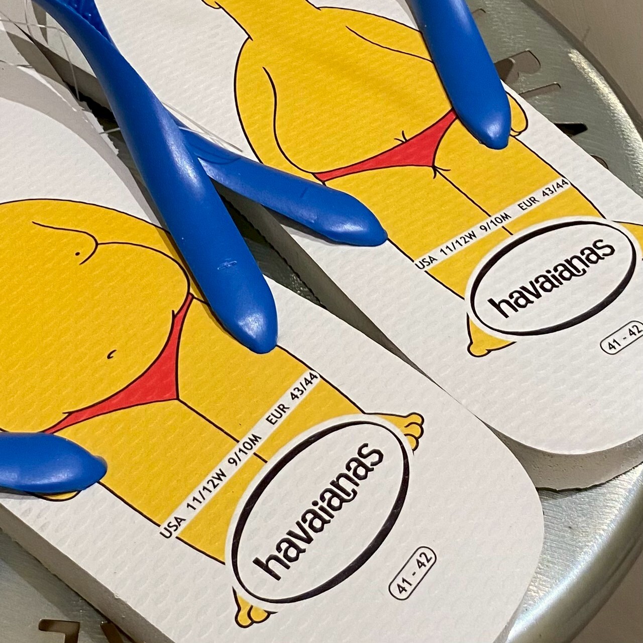 Havaianas 哈瓦仕 拖鞋 男女鞋 辛普森家族 藍白 4137889-0093U