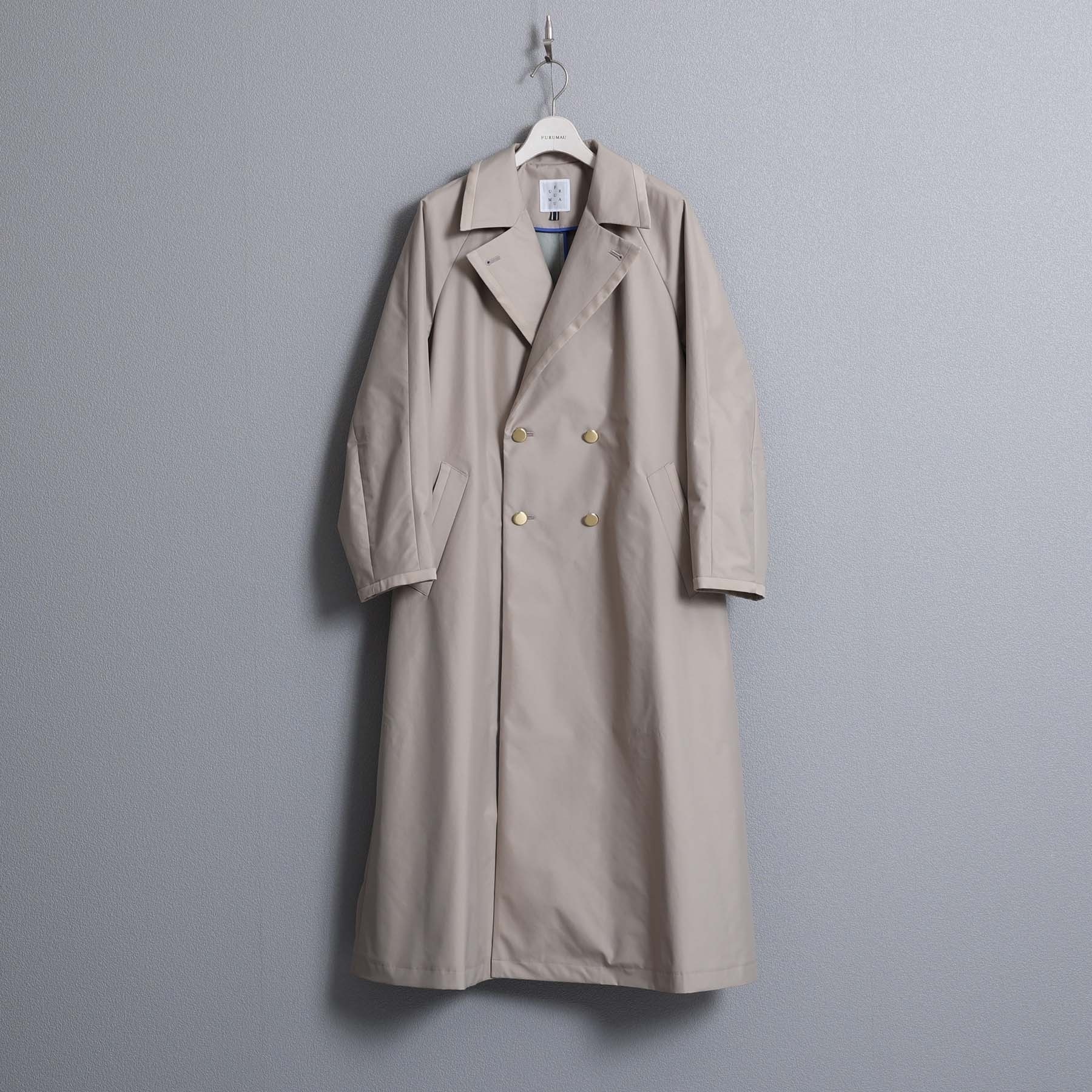 長版設計款風衣