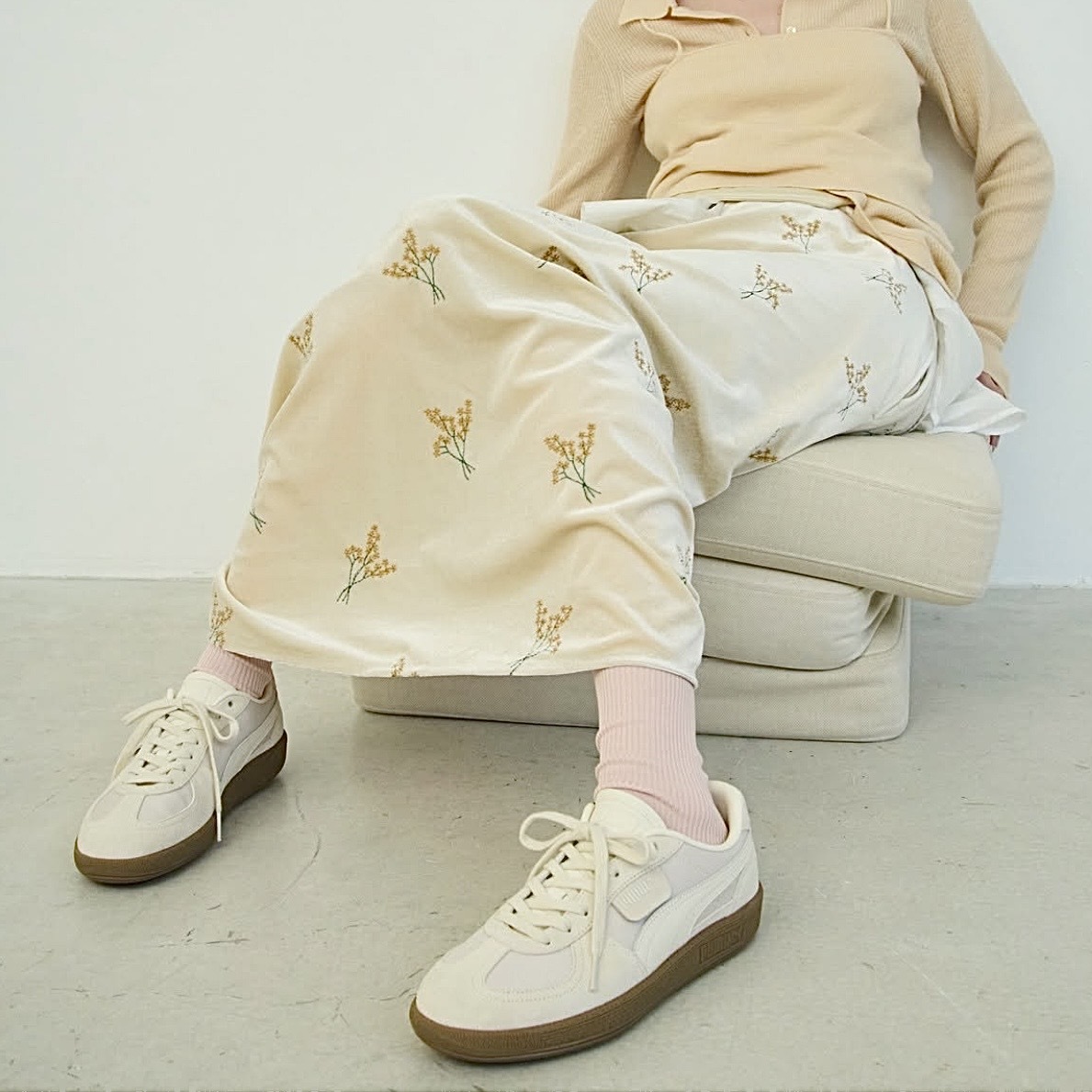 PUMA Palermo 溫柔奶白色