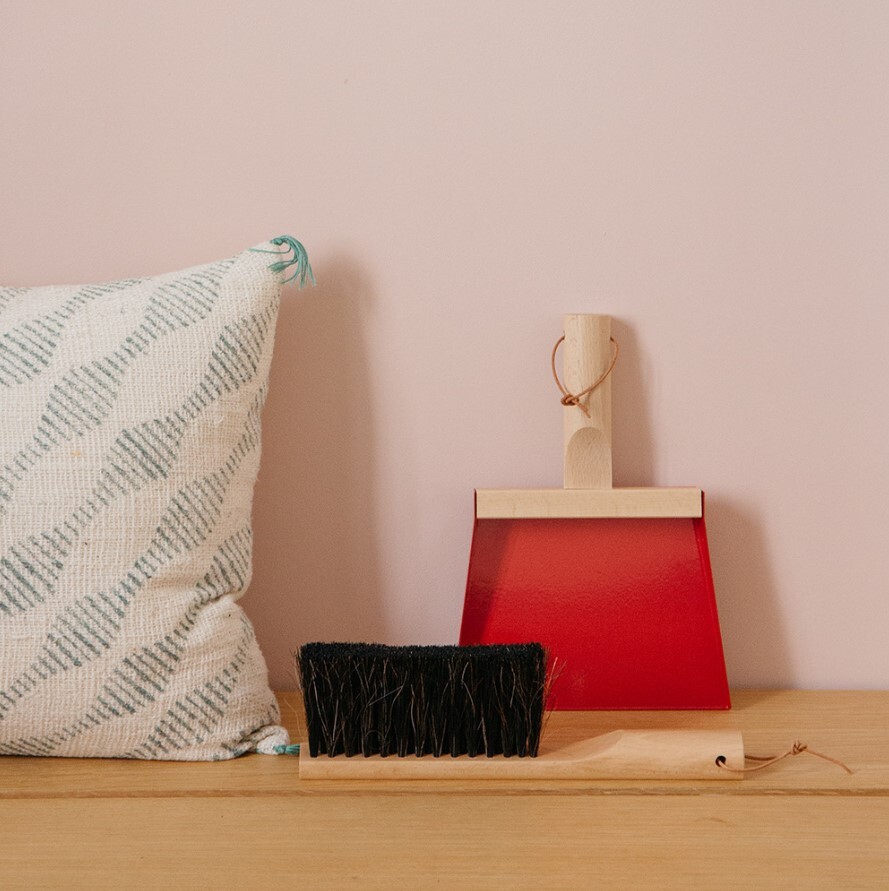 Andrée Jardin l 隨手刷＆金屬烤漆畚箕(含掛鉤) - 紅