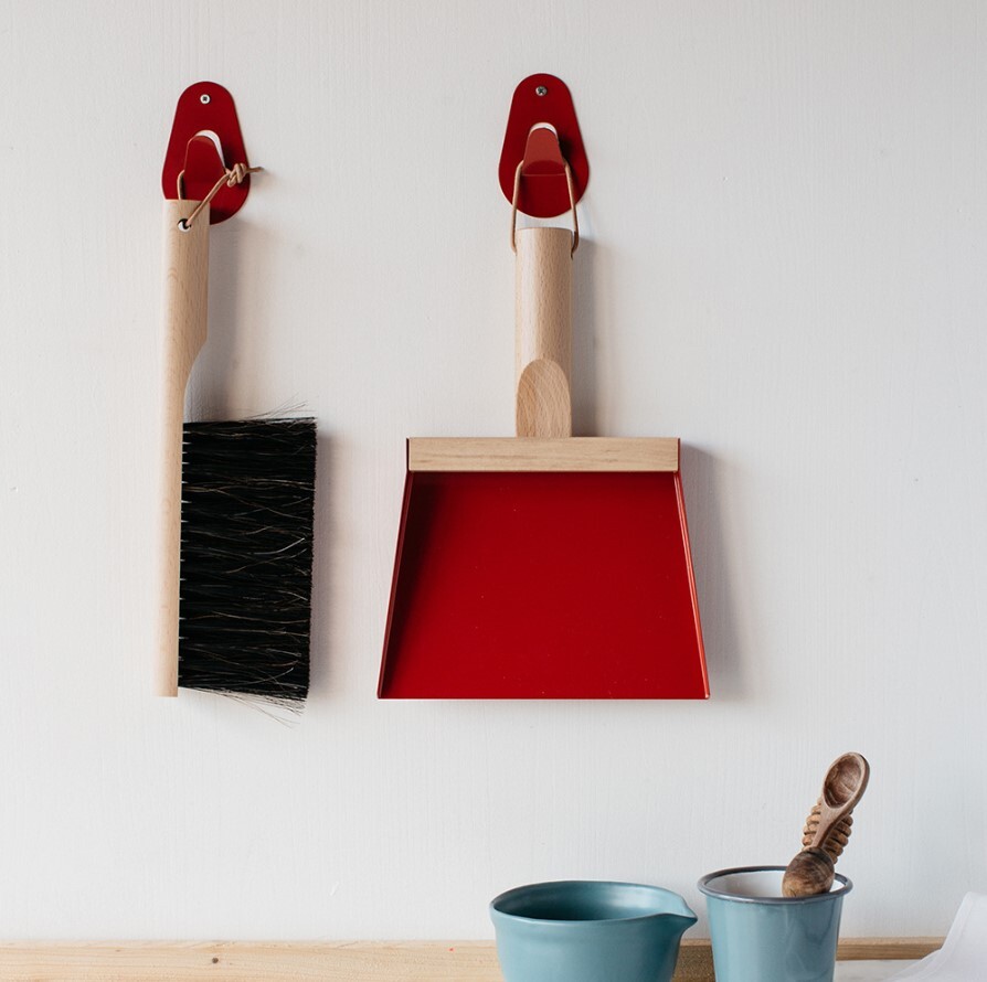 Andrée Jardin l 隨手刷＆金屬烤漆畚箕(含掛鉤) - 紅