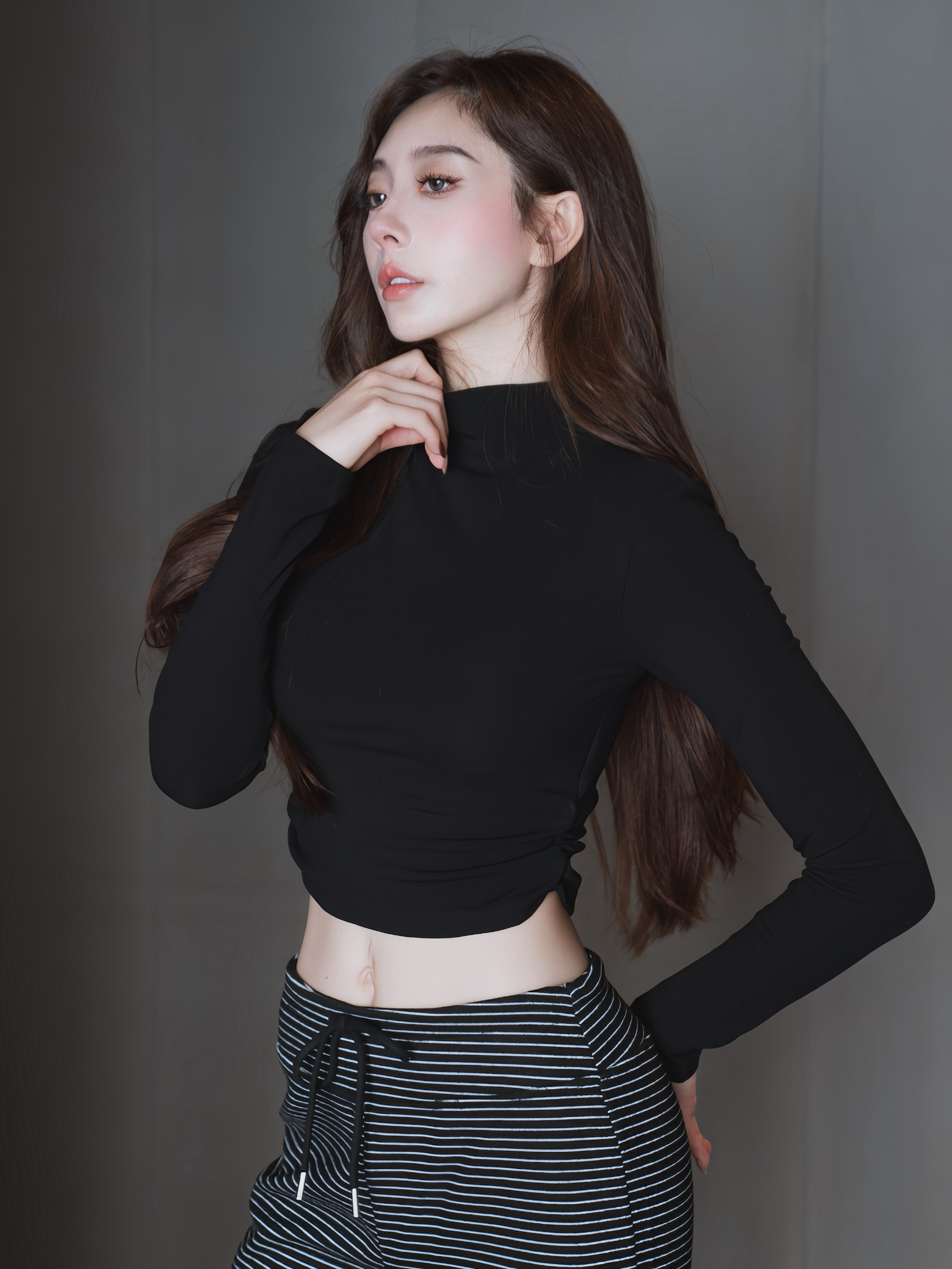 🤍小高領抓皺刷毛發熱衣（黑色均碼）