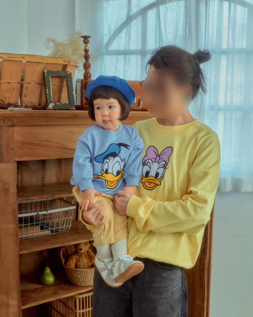 韓國🇰🇷OOTTBEBE 唐老鴨/黛西親子上衣(XS-XL/Freesize)