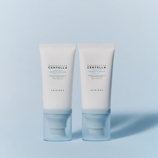 SKIN1004 Centella Asiatica Hyaluronic Acid Watery Sunscreen Essence SPF50+ PA++++ 50ml (2 tubes) 736667