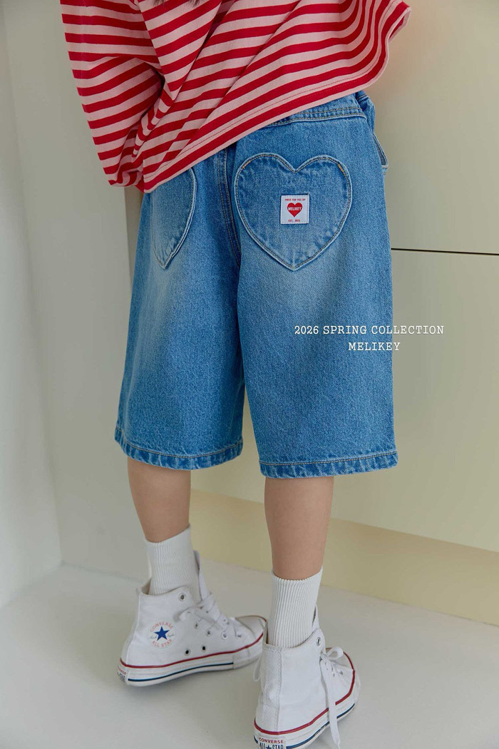 正韓春Melikey 愛心補丁刷白牛仔七分褲
