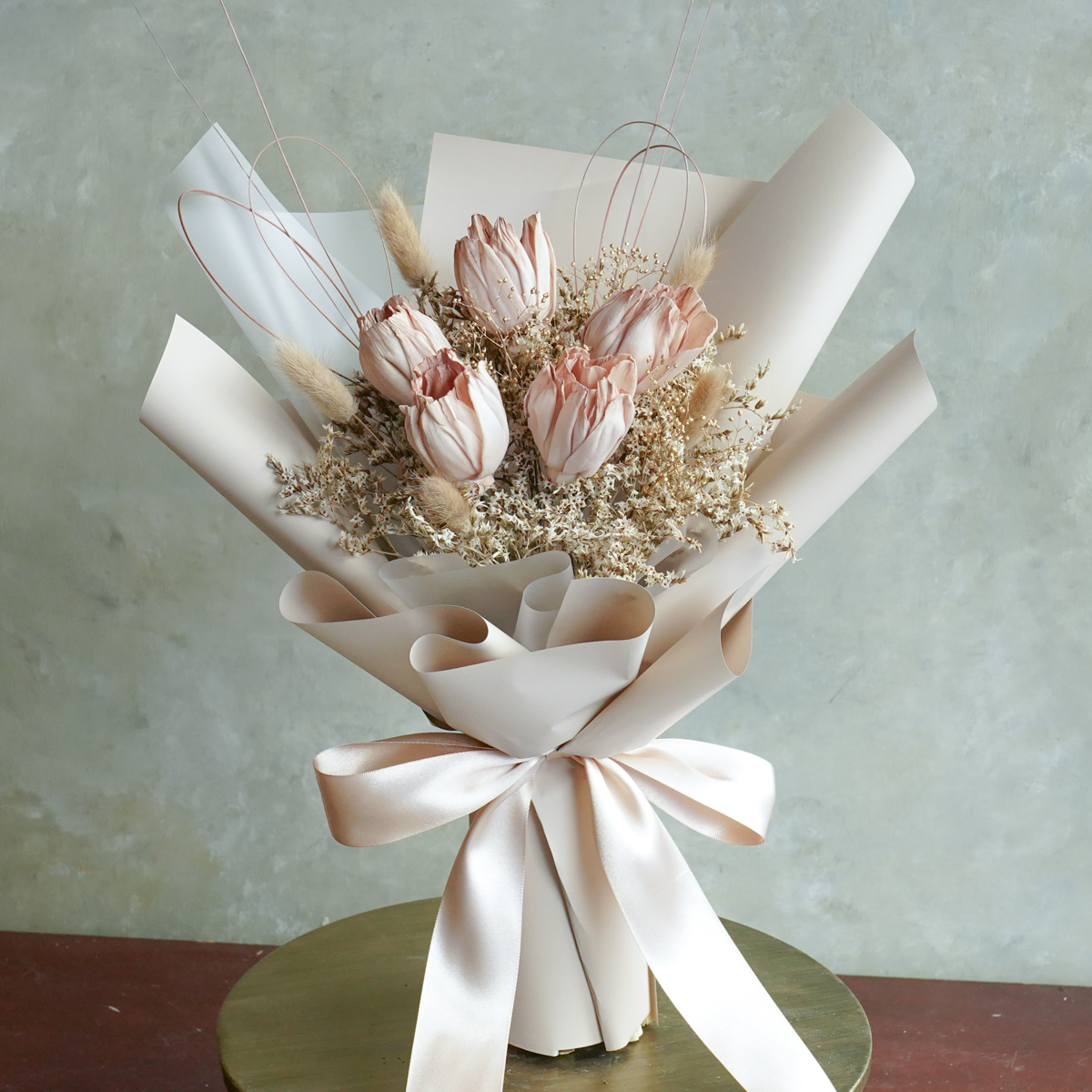 鬱金香花束奶茶色,奶茶色鬱金香花束推薦