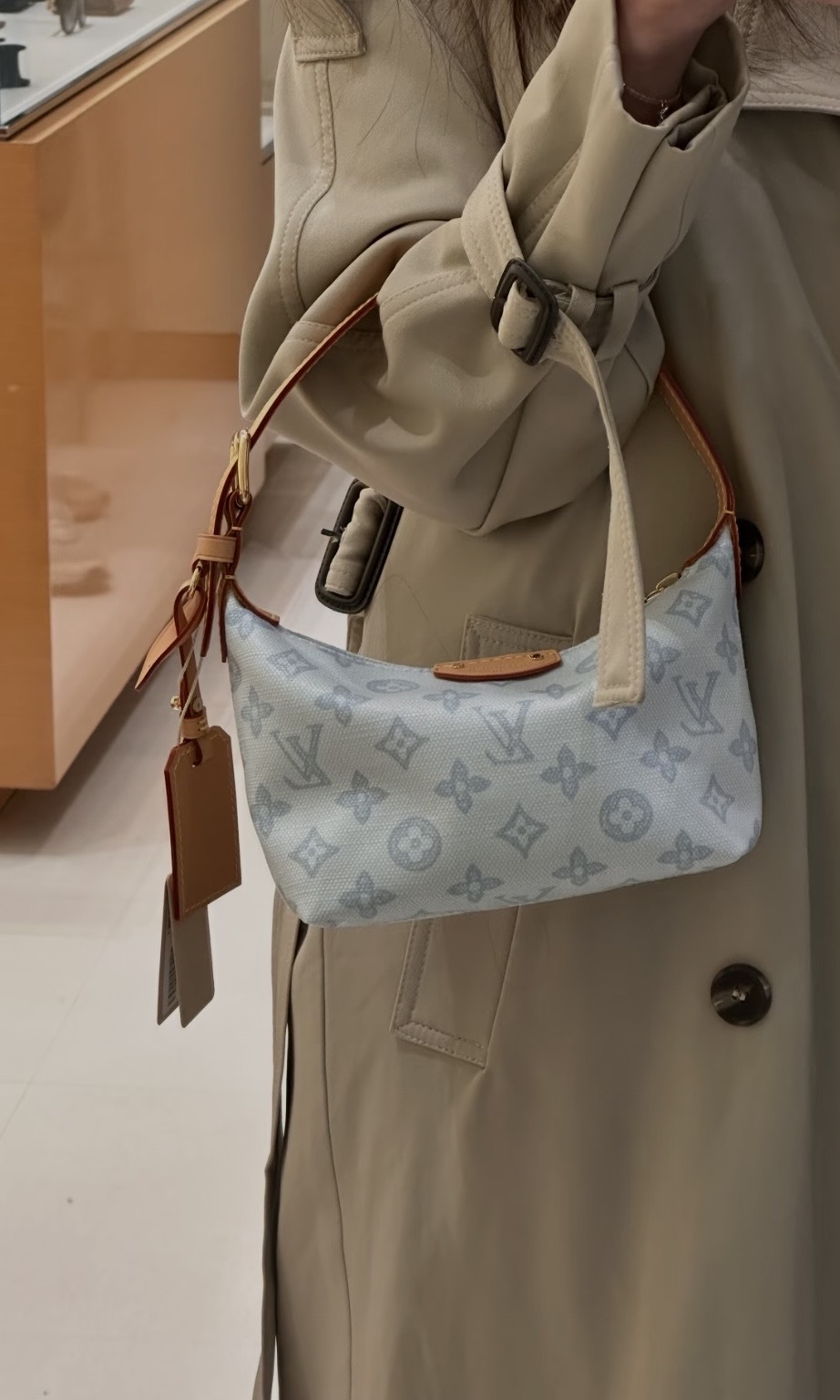 Louis Vuitton LV 130週年限定系列 Pochette Hills飯盒包 天藍色
