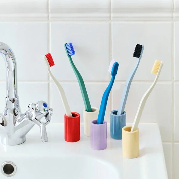 Toothbrush Holder / 牙刷架
