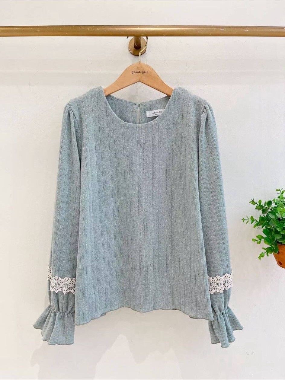 G03 胸 39-60 長22 $349 (一口價)