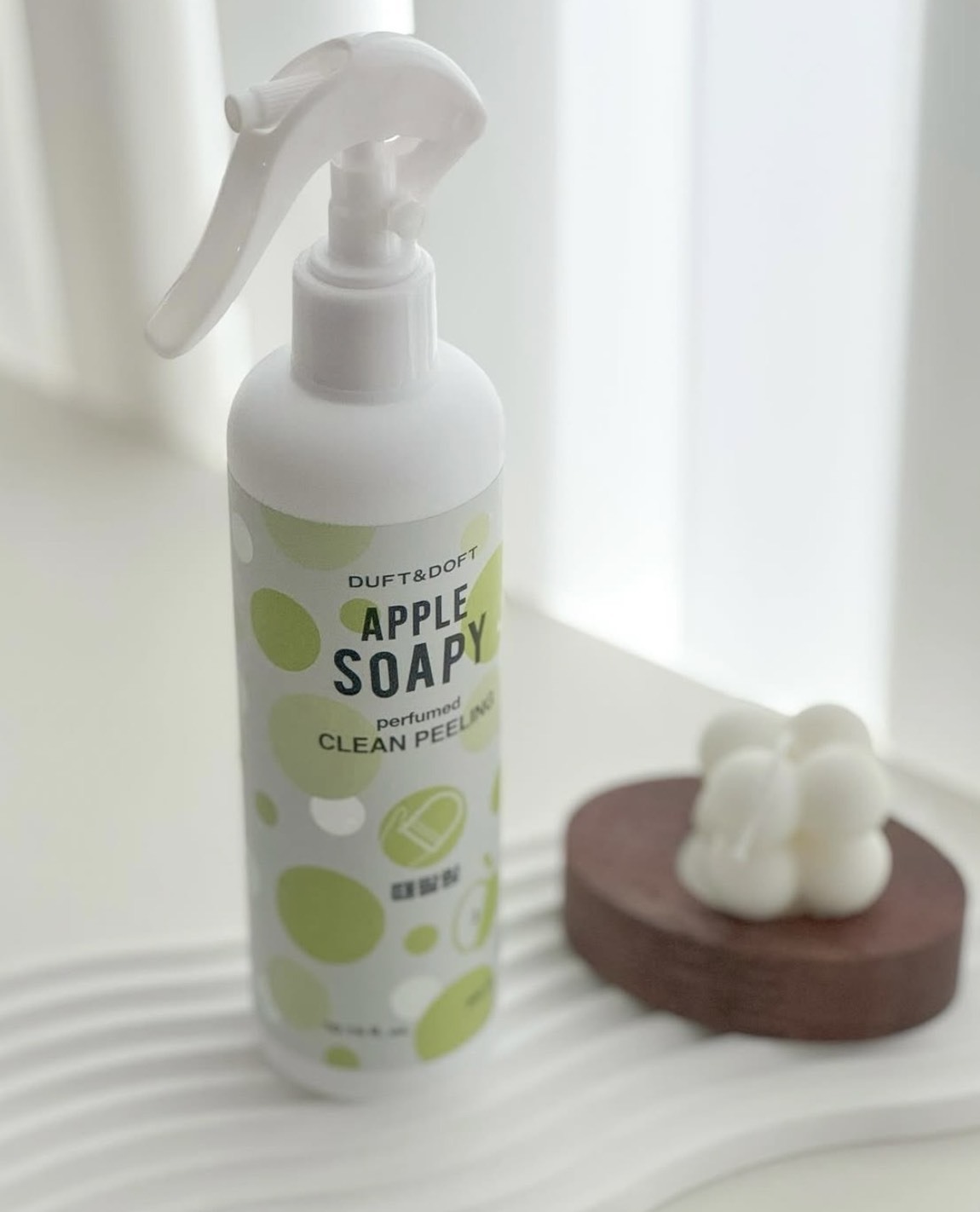 (預購商品) DUFT&DOFT 蘋果身體去角質噴霧 300ML