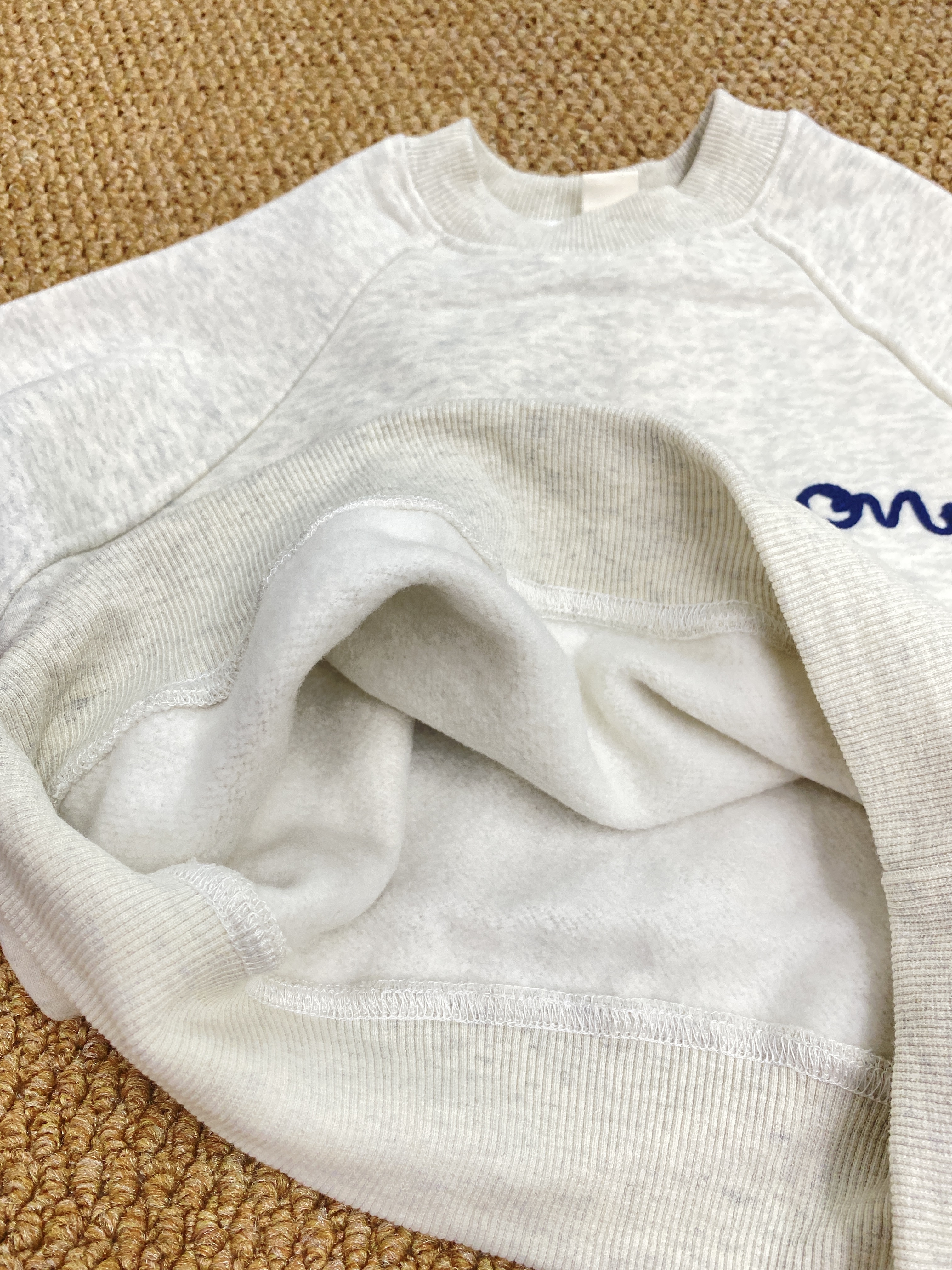 A04148可愛刺繡字母磨毛衛衣