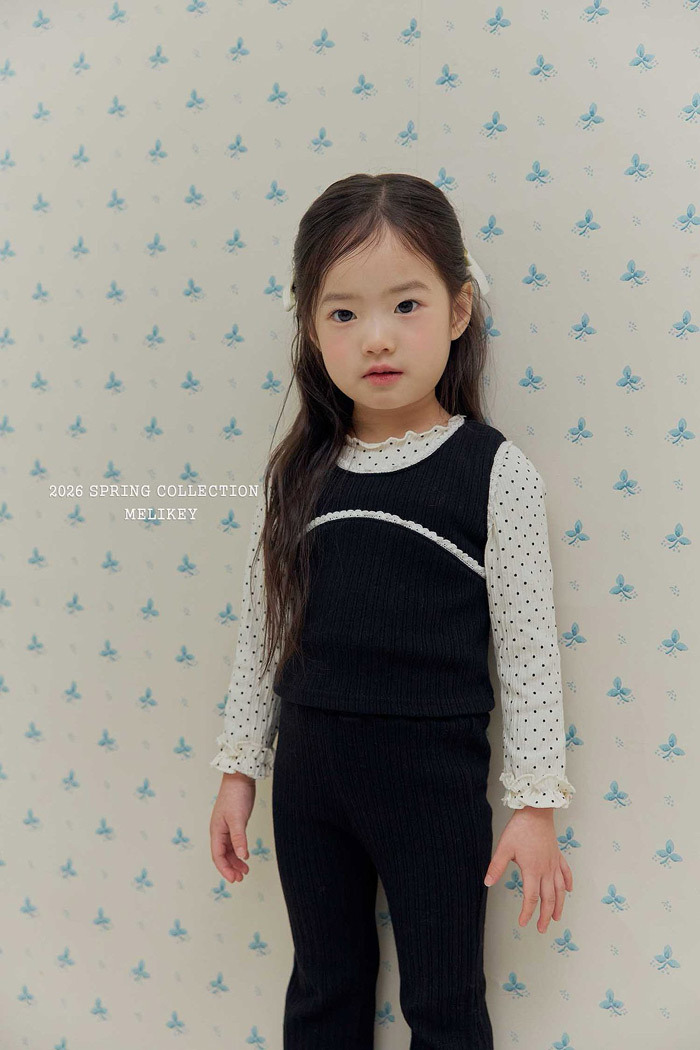 正韓春Melikey 三色蕾絲滾邊背心