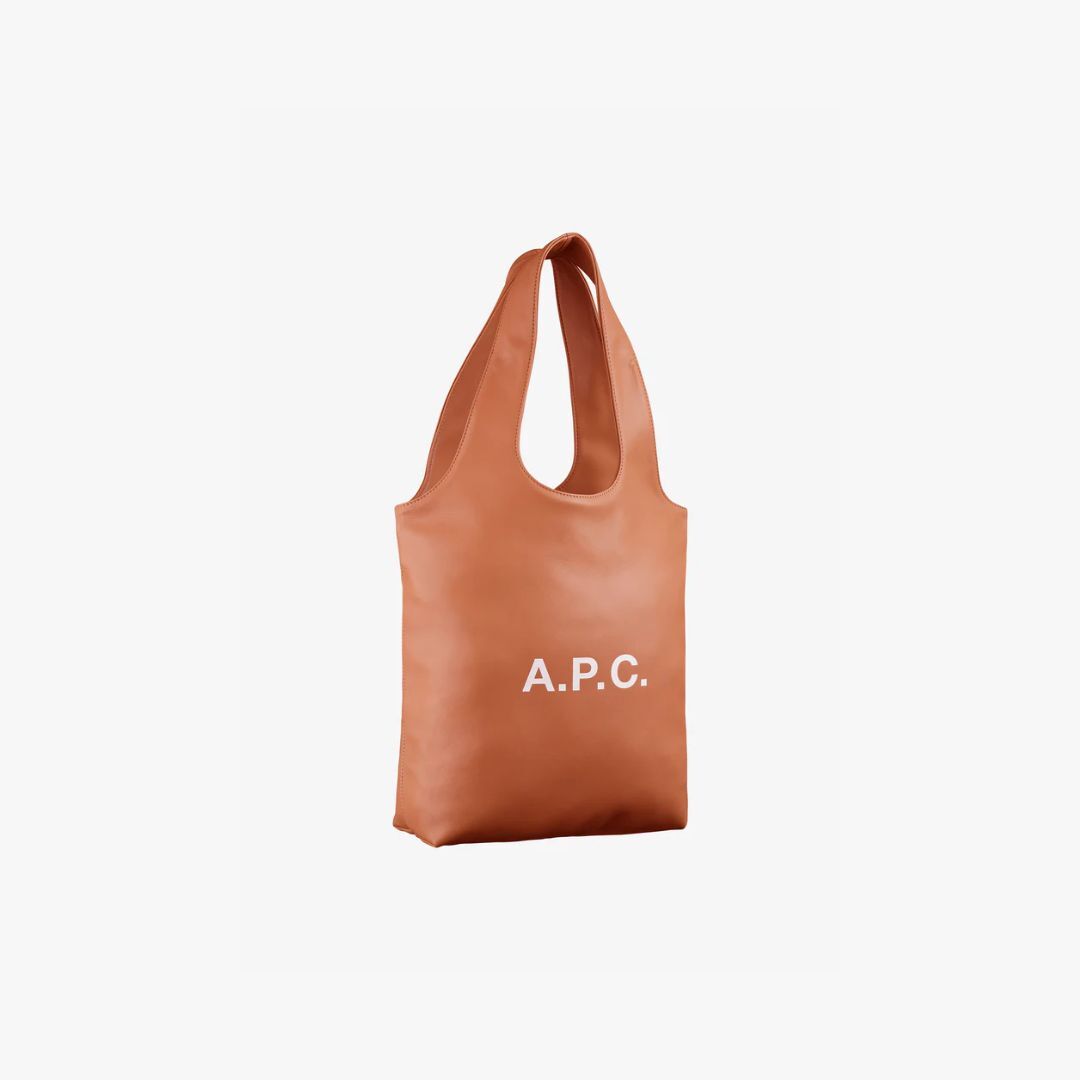 1FF0101-186 [A.P.C.] Ninon Small Tote Bag Camel (SS26) #PUAAT-M61861 (B-EU-E)