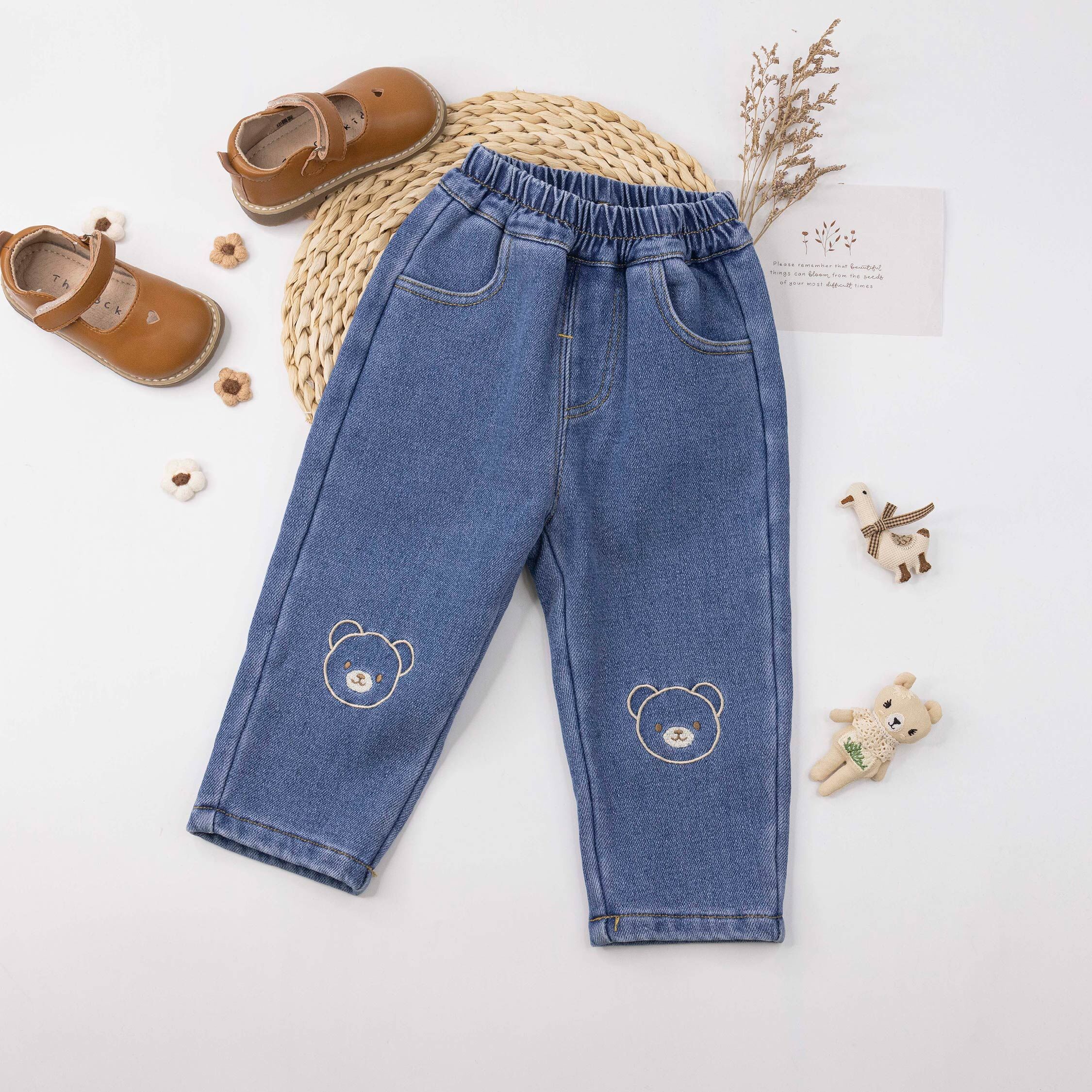 【H55886】萌趣刺繡小熊內刷毛牛仔褲