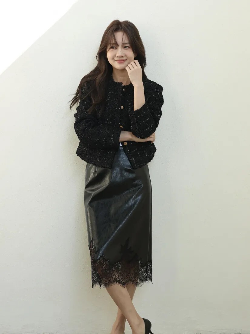 下擺拼接睫毛蕾絲PU皮革長裙-S-M / 2色 (Elegant & Love)